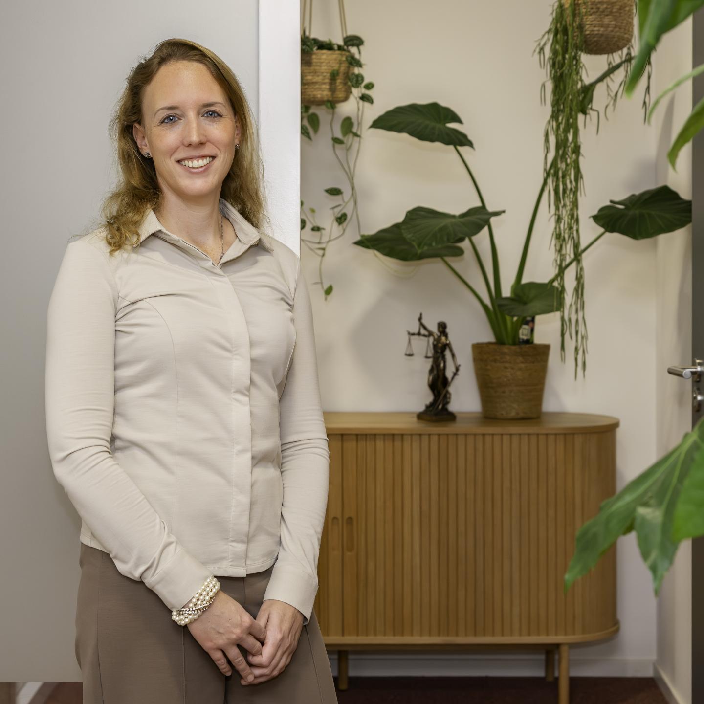 Kim Soetens secretariaat Klik advocaten