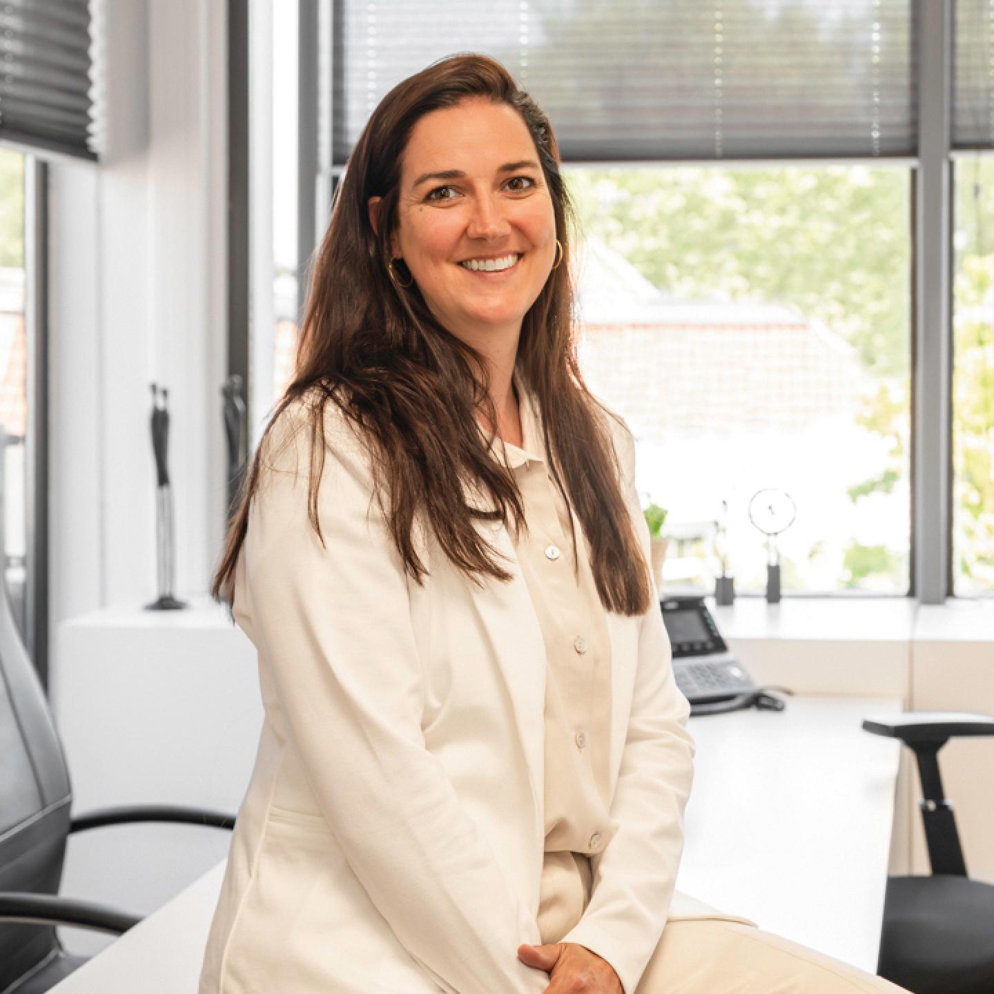 Anneline Nieuwenhuijse advocaat